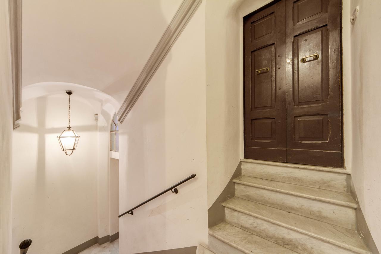 på 120 m² i Navona, med 2 sovrum och 1 badrum  Rom Exteriör bild