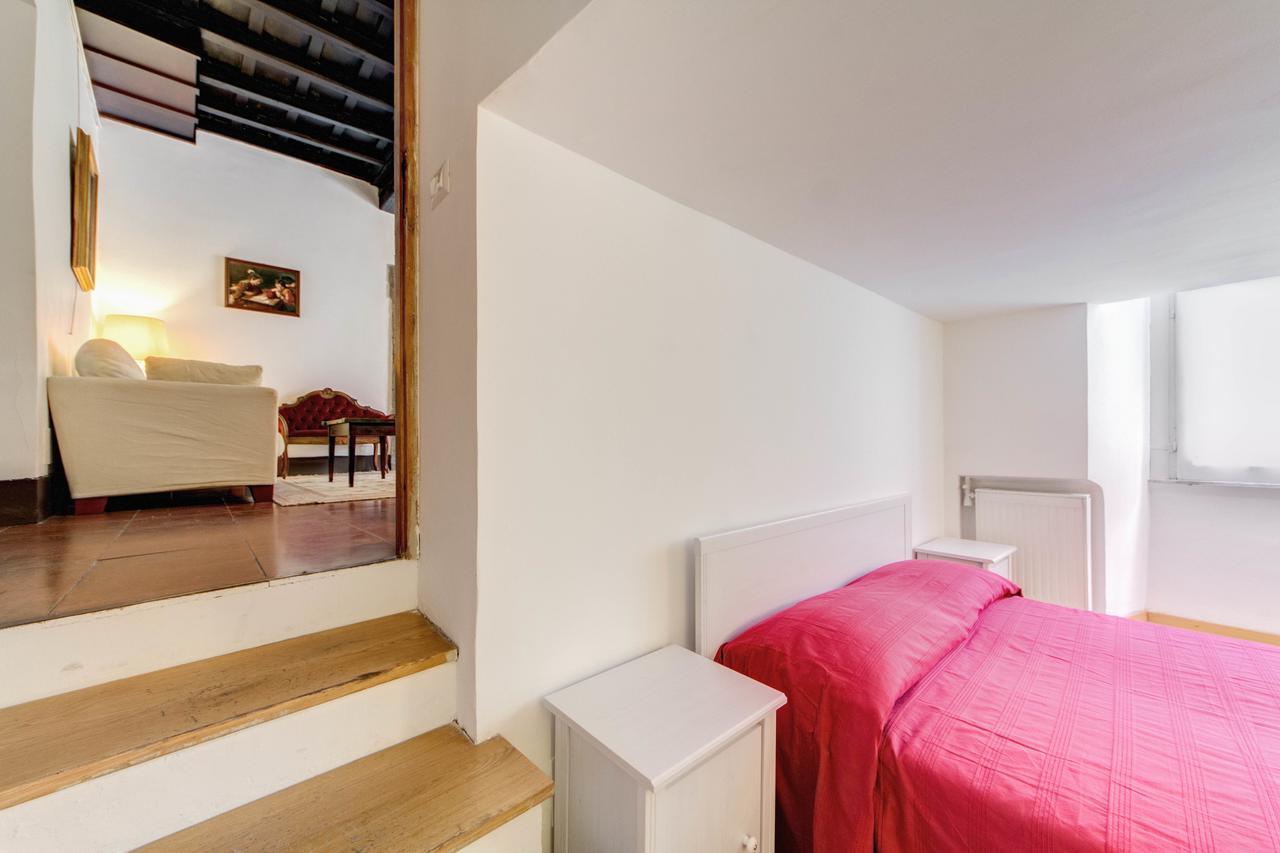 på 120 m² i Navona, med 2 sovrum och 1 badrum  Rom Exteriör bild