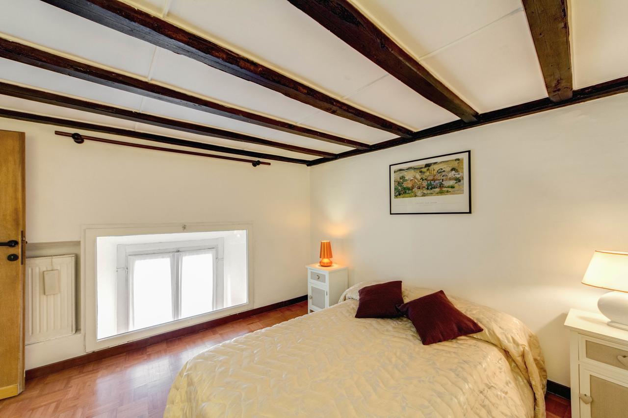 på 120 m² i Navona, med 2 sovrum och 1 badrum  Rom Exteriör bild